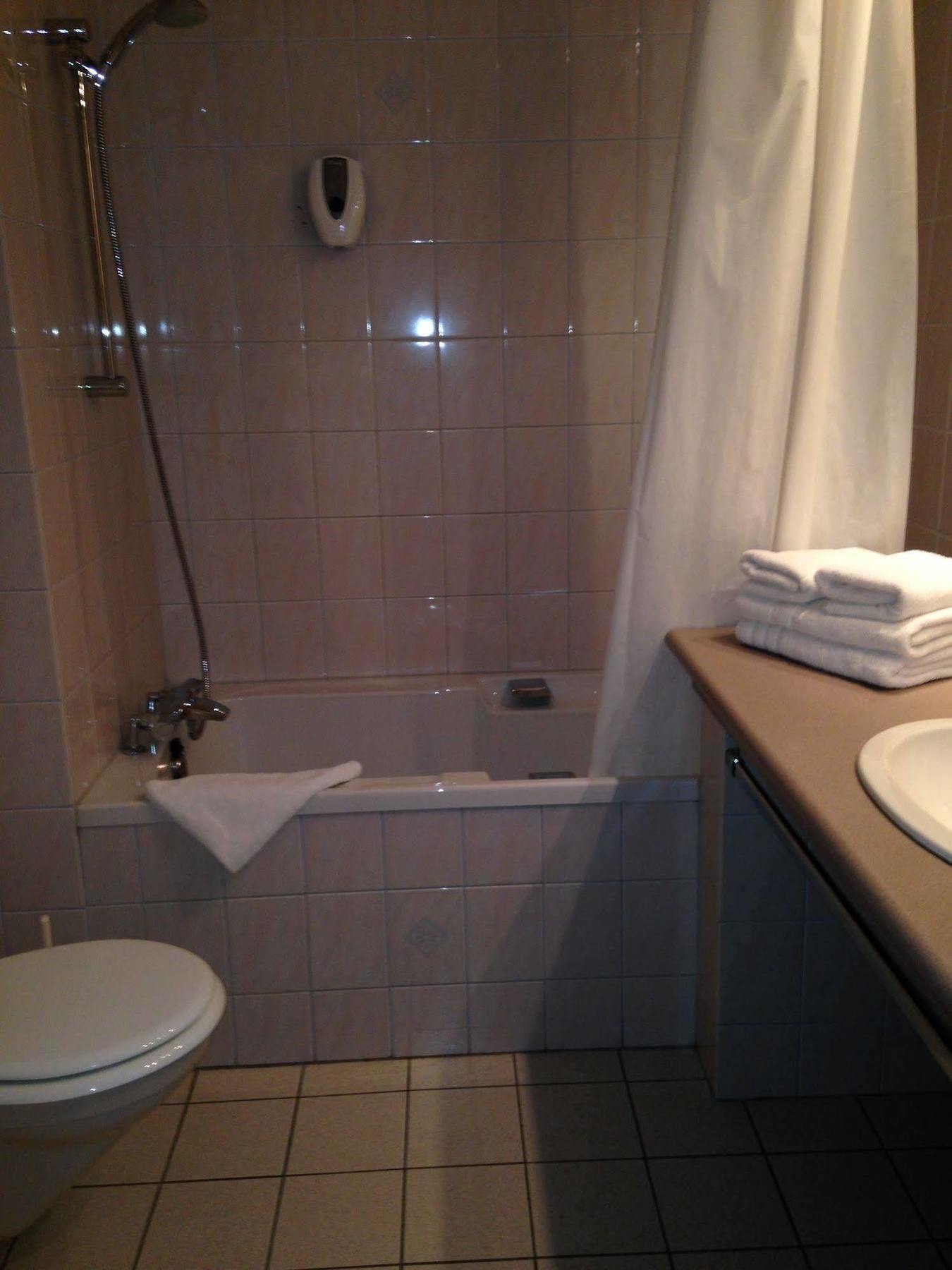 Hotel Colmar Vignes Eguisheim Ngoại thất bức ảnh